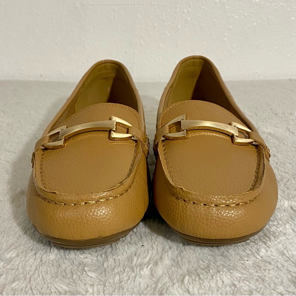 Easy Spirit Morgana Tan Loafers Women’s Size 8W Metal Bit Detail Vegan - Picture 4 of 9